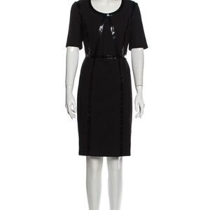 Nue by Shani SZ 12 Scoop Neck Knee-Length Dress